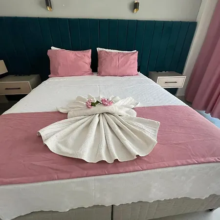 Lina Life Apartament *