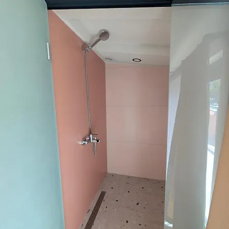 Lina Life Apartament *