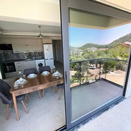 Lina Life Apartament